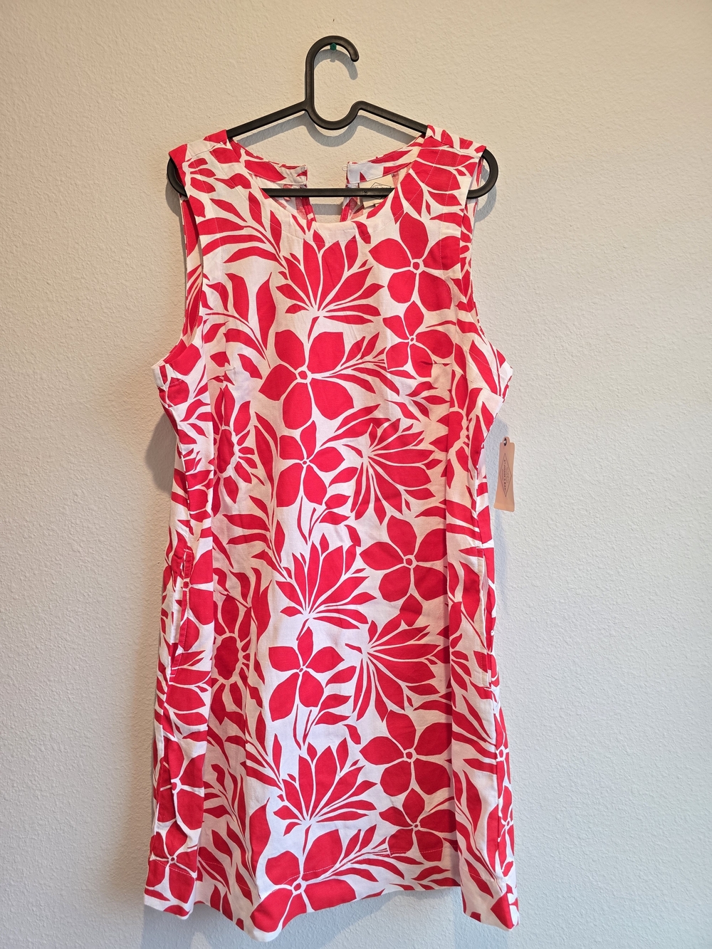 St. John's Bay White Mini Dress with Vibrant Pink Floral Print
